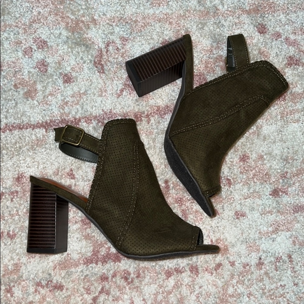NEW Women’s MIA Bootie